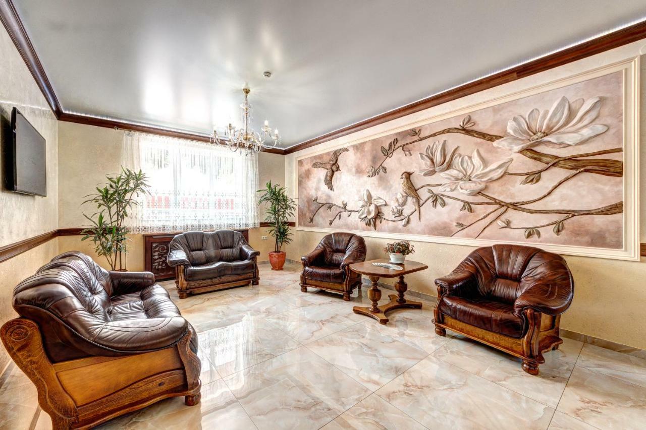 Milli & Jon Hotel Буковел Екстериор снимка