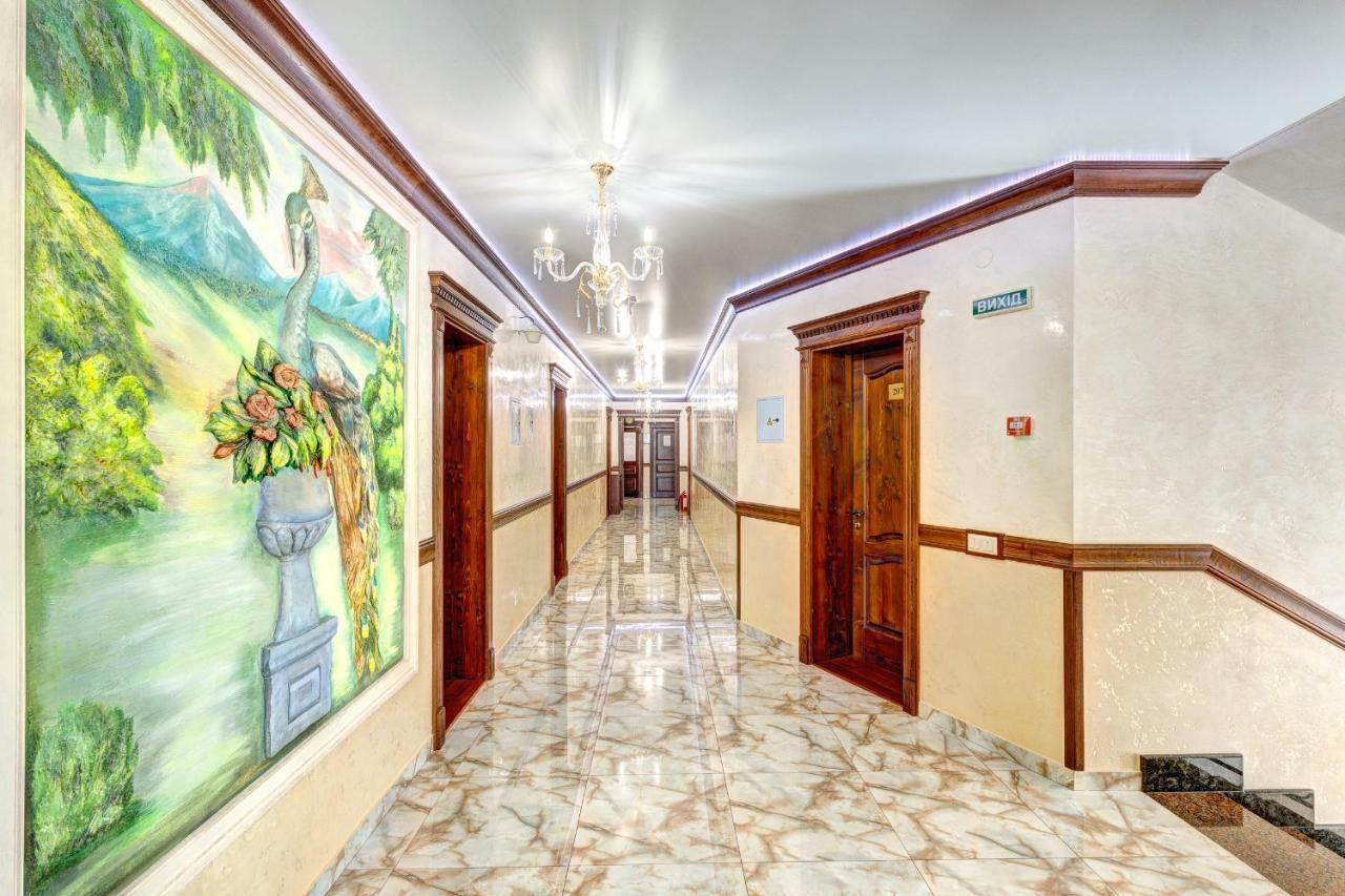Milli & Jon Hotel Буковел Екстериор снимка