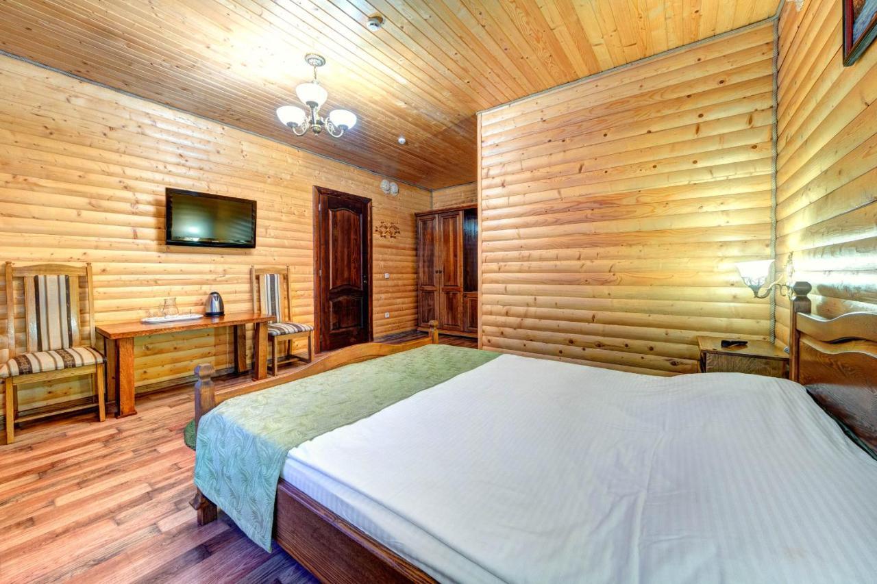 Milli & Jon Hotel Буковел Екстериор снимка