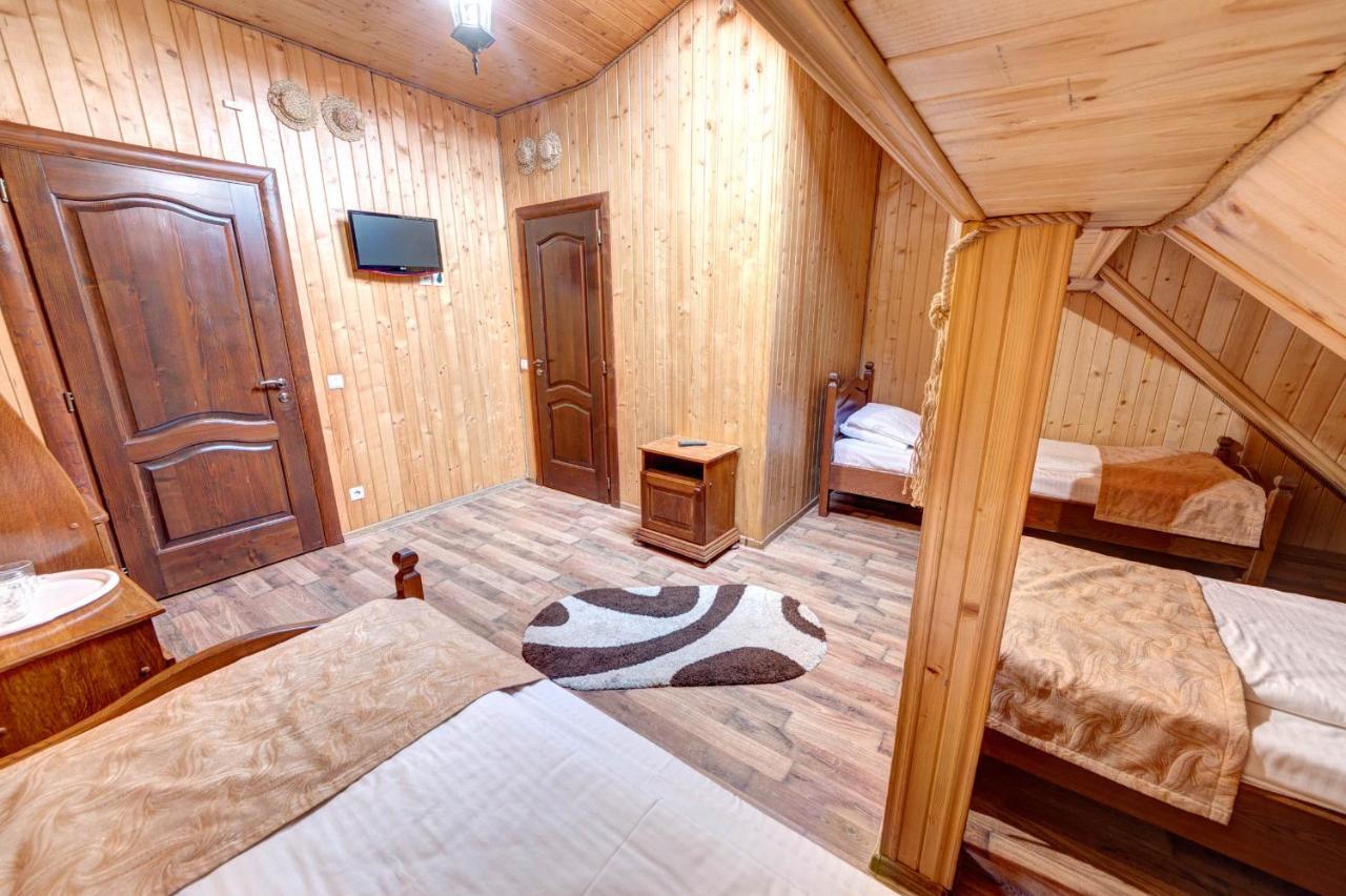 Milli & Jon Hotel Буковел Екстериор снимка